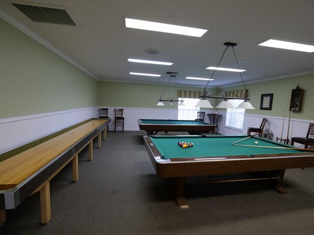 Building Photo - 812 Concord St