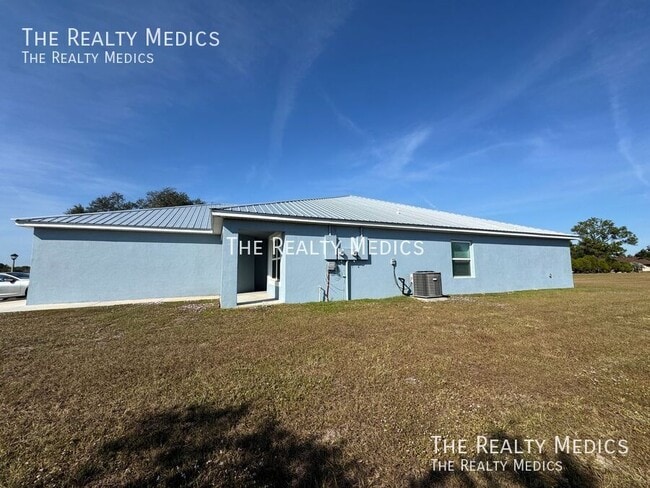 Building Photo - 8145 Cozumel Ln