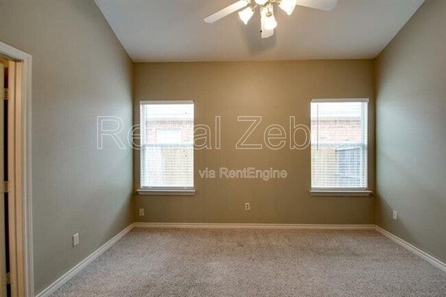 Building Photo - 1804 Alanbrooke Dr