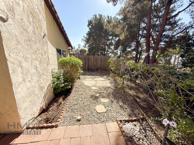 Building Photo - 2 Bed, 2 Bath Rental Home in Silverado Gat...