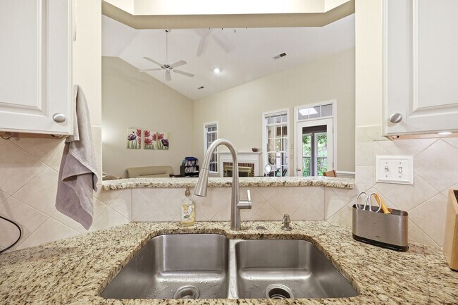 Building Photo - 1634 Brightfield Pl