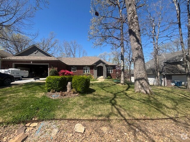Building Photo - 2507 NW Linebarger Ln