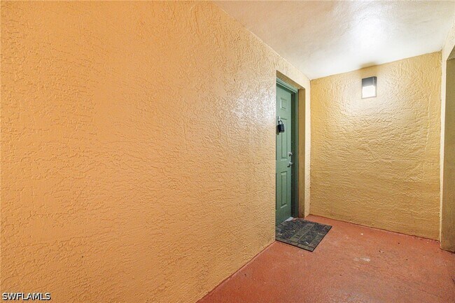 Building Photo - 1265 Wildwood Lakes Blvd
