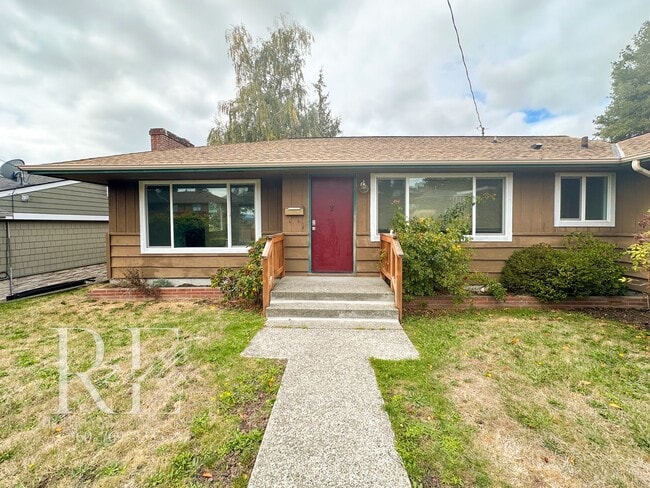 Primary Photo - Enjoy Breathtaking Sunsets in the Heart of...