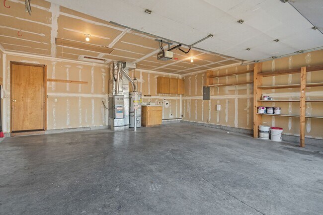 Building Photo - Ranch-Style 3 Bed / 2 Bath Single-Level Home in Hillsboro