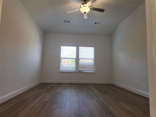 Building Photo - 2433 Glacier Rdg