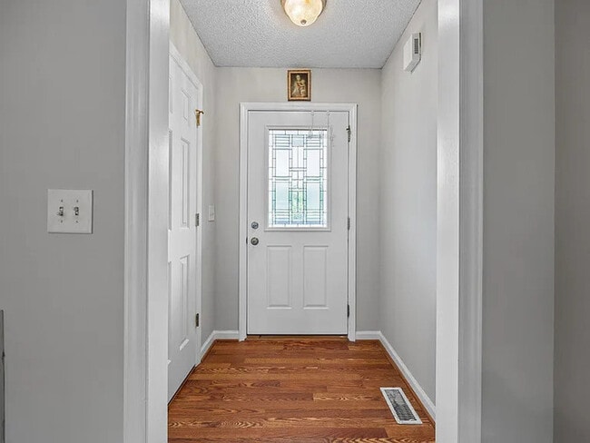 Building Photo - Earn Wealth While Leasing – Like a Homeowner – Lease to Own