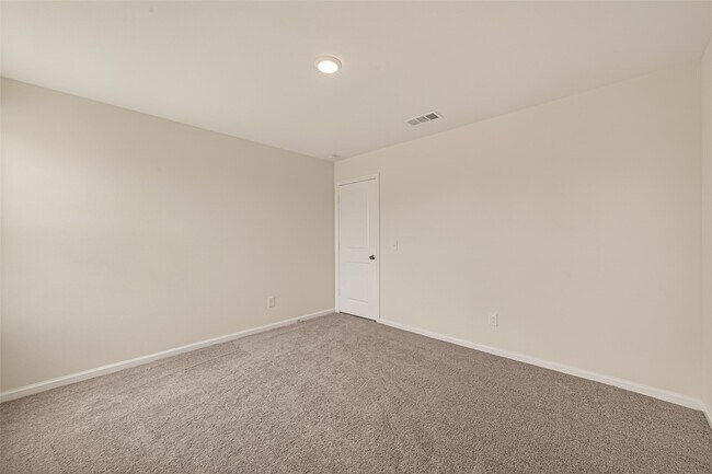 Building Photo - 31247 Williams Lndg St