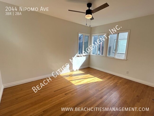 Building Photo - 2044 Nipomo Ave
