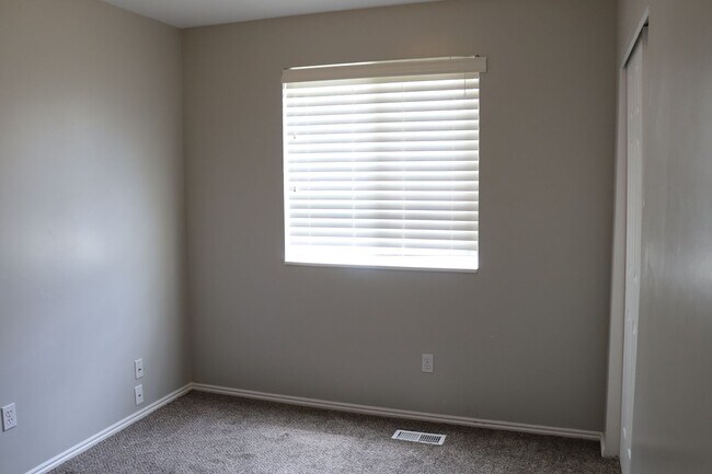 Building Photo - Gorgeous 4 bed 2 bath home in Heber