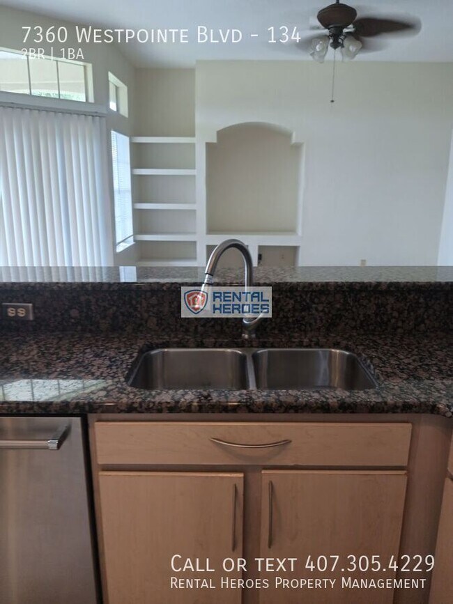 Building Photo - 7360 Westpointe Blvd