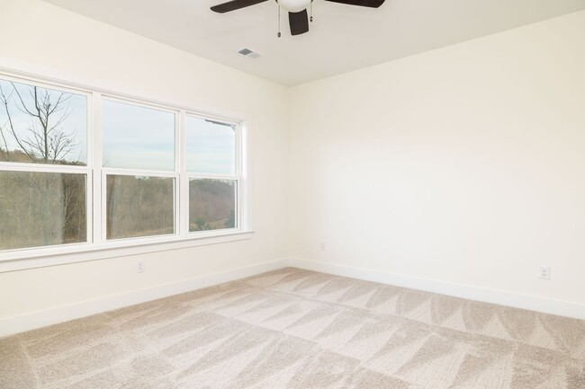 Building Photo - Farragut 37934 - 2 bedroom, 2 bath Condo -...