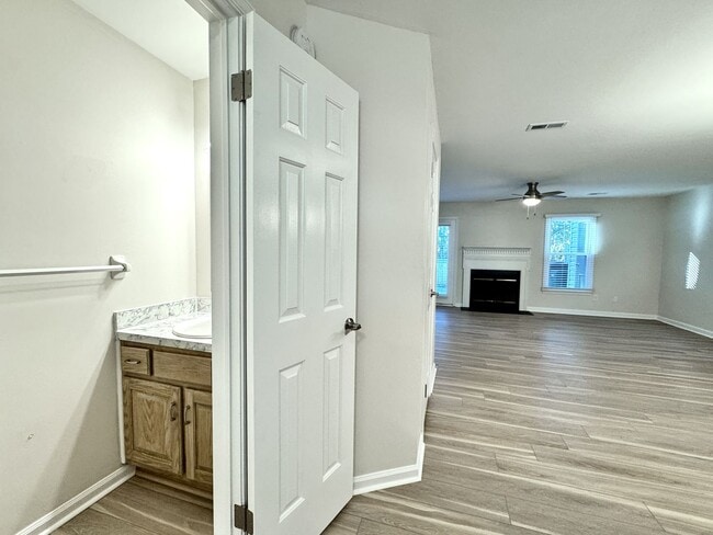 Building Photo - Like New & Ready NOW! 2 Primary Suites w/Private Baths! Reserved Parking, Community Pool & MUCH M...