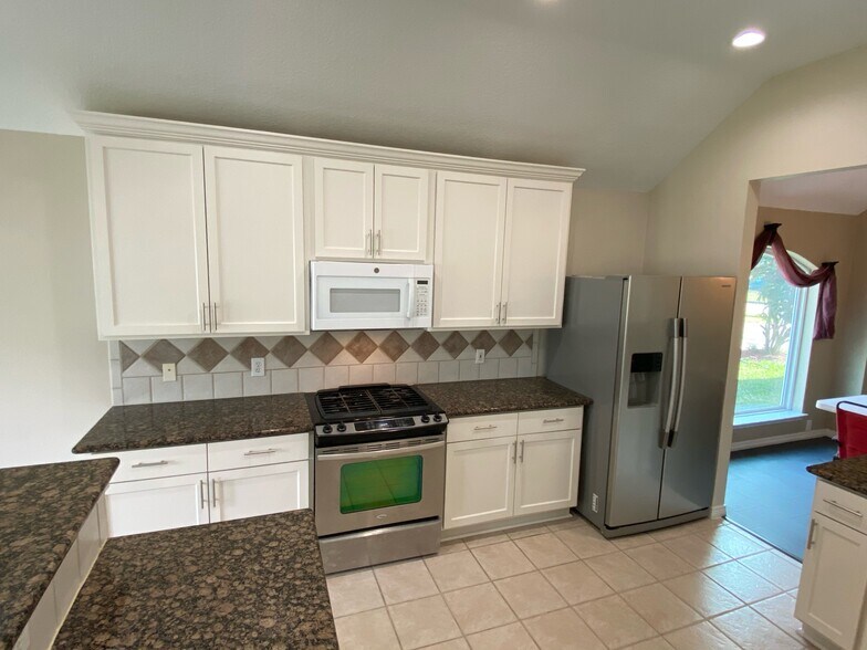 Building Photo - 19314 Colony Trail Ln