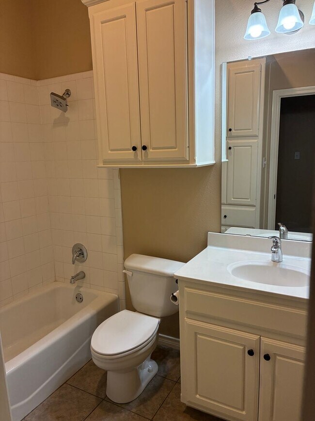 Building Photo - 4 Bedroom | 3 Bath Cooper ISD