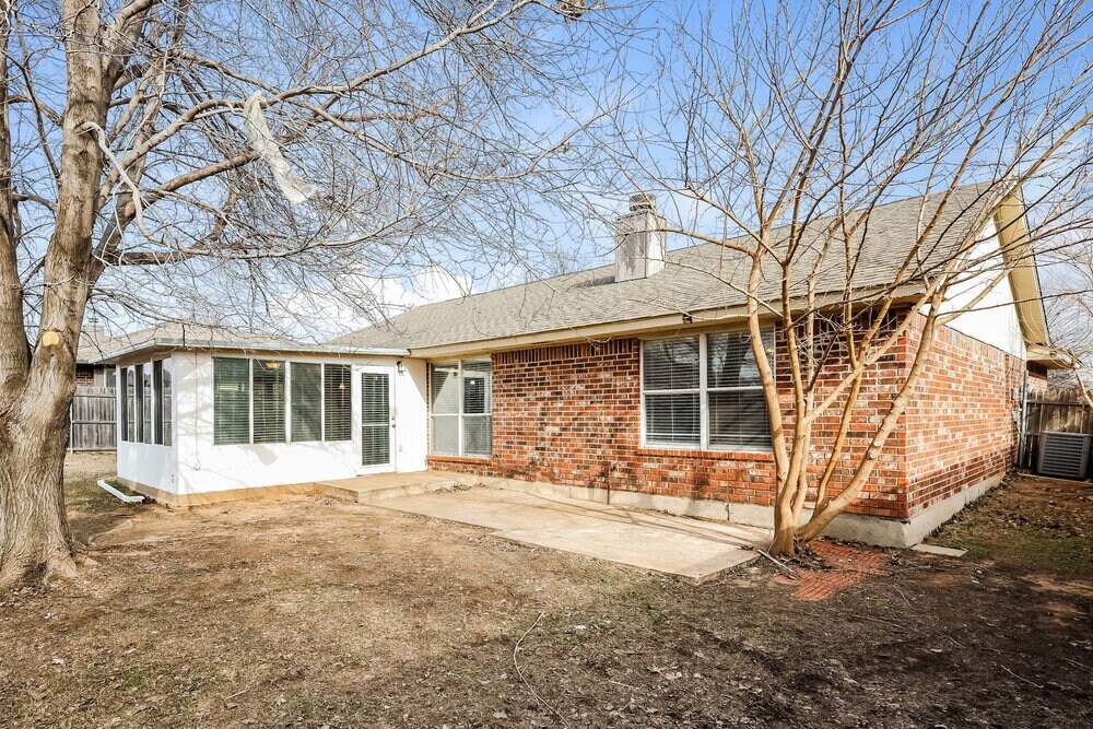 Building Photo - 205 Bradgate Dr
