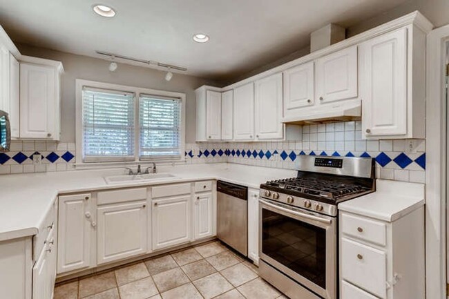 Building Photo - Updated Kitchen Pet Friendly-Brick Ranch  ...