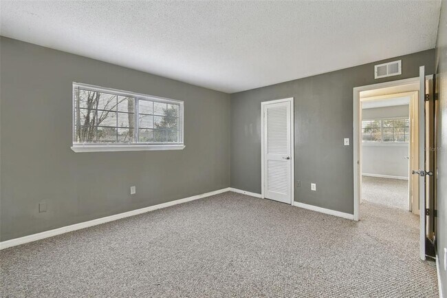 Building Photo - 1695 Lee Rd
