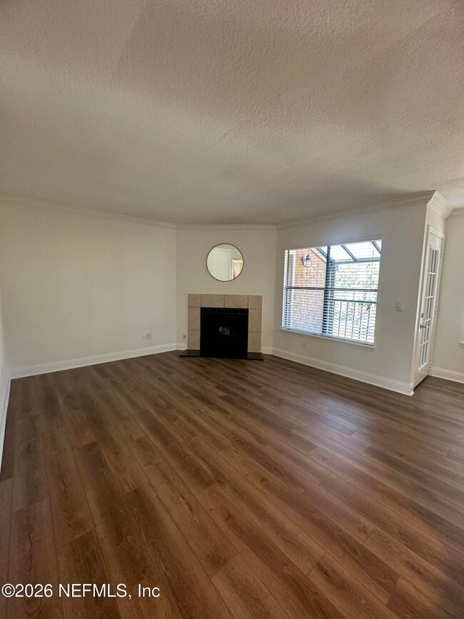 Building Photo - 935 Seashell Ln