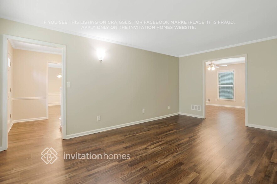 Building Photo - 3904 Vinyard Way NW