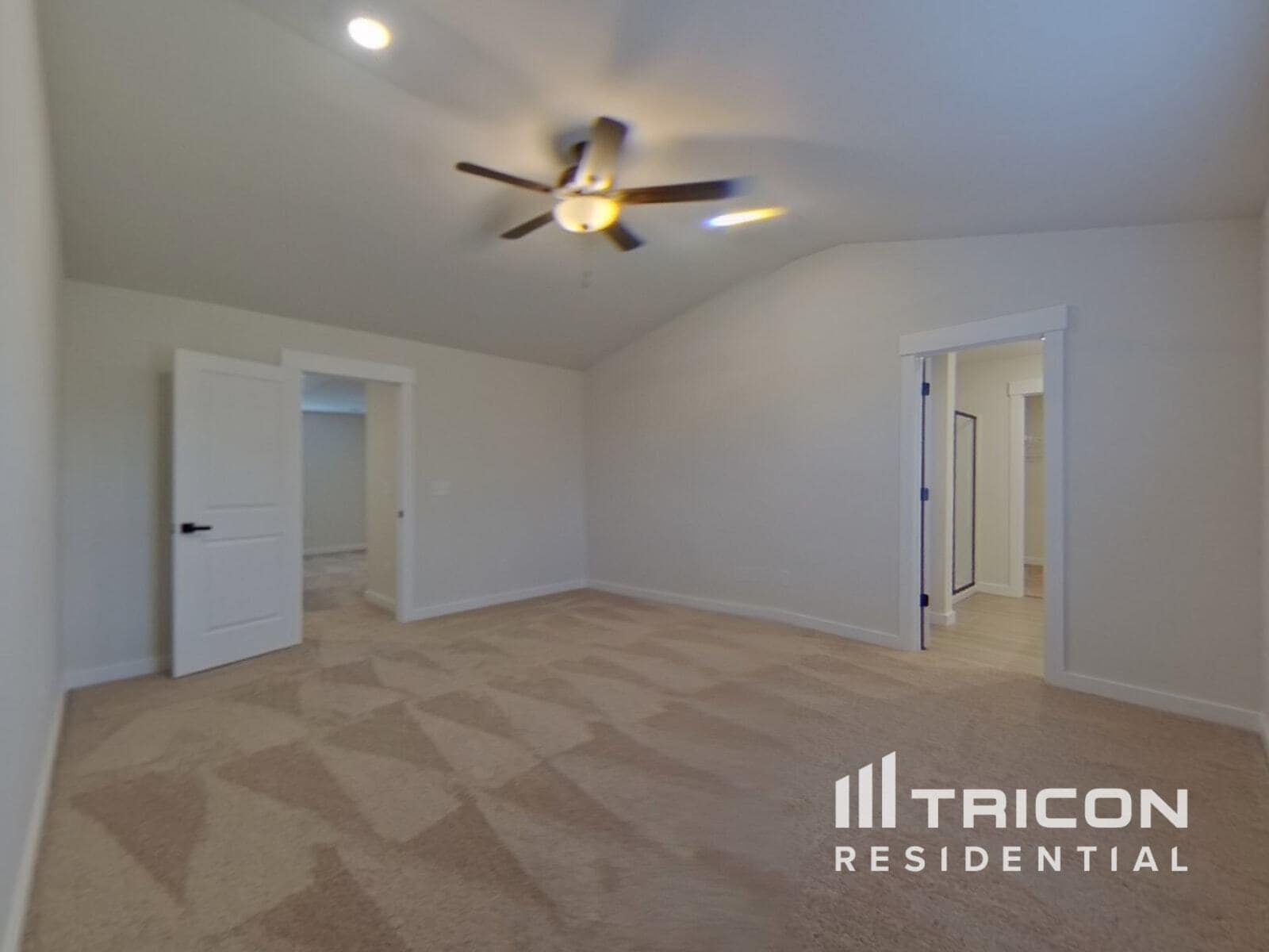 Building Photo - 1217 Crested Iris St