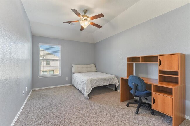 Building Photo - 12106 Coldwater Cove Ln