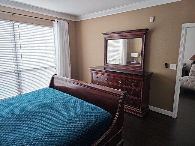 Building Photo - 2299 Lone Star Dr