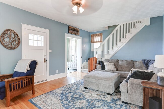 Building Photo - 3 Bed 1 Bath in Lemoyne Pa