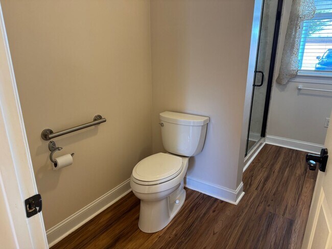 Building Photo - One Bedroom Condo in The Terraces of Denver!