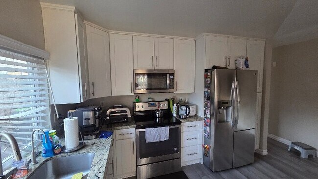 Building Photo - 1322 Carnell Ct