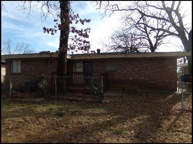 Building Photo - 408 Pickwick Ln