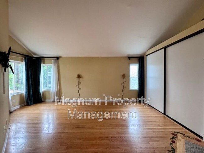 Building Photo - 30152 Corte Carrizo