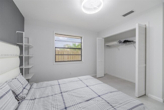 Building Photo - 13526 Jonquil Pl
