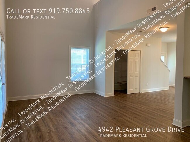 Building Photo - 4942 Pleasant Grove Dr