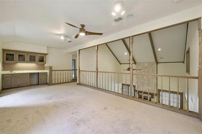 Building Photo - 3605 Silver Hill Cir
