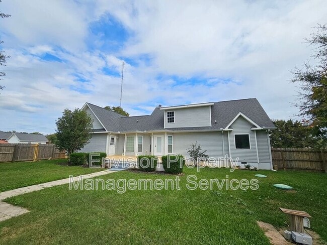 Building Photo - 164 Cliett Rd