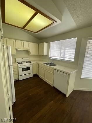 Building Photo - 372 Rushing Creek Ct