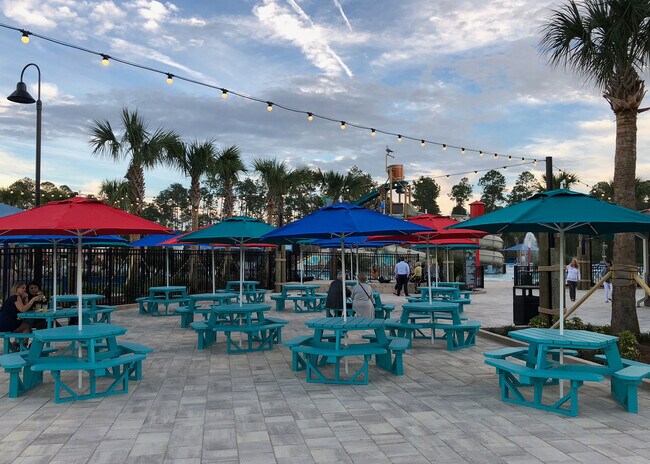 Building Photo - 45 Rinaldo Way