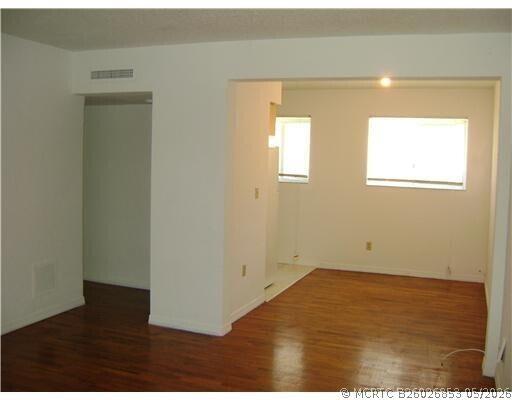 Building Photo - 2080 NE 167th St