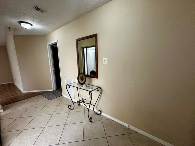 Building Photo - 22227 Deville Dr