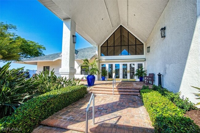 Building Photo - 12130 Kelly Greens Blvd