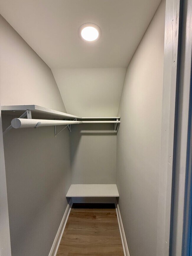 Building Photo - New Everything 4BR Townhome with Private Lower Level Suite | Stainless Kitchen | LVP + New Carpet...