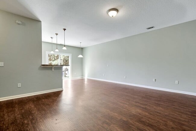Building Photo - 850 Canyon Oak Loop