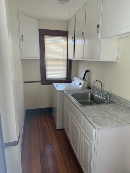 Building Photo - 7 Gardners Ln