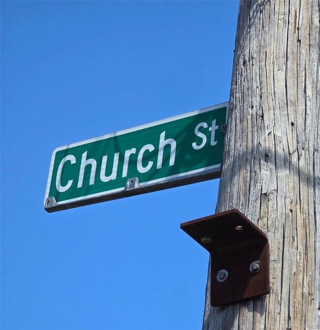Building Photo - 87 Church St