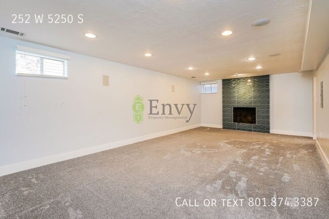 Building Photo - 252 W 5250 S