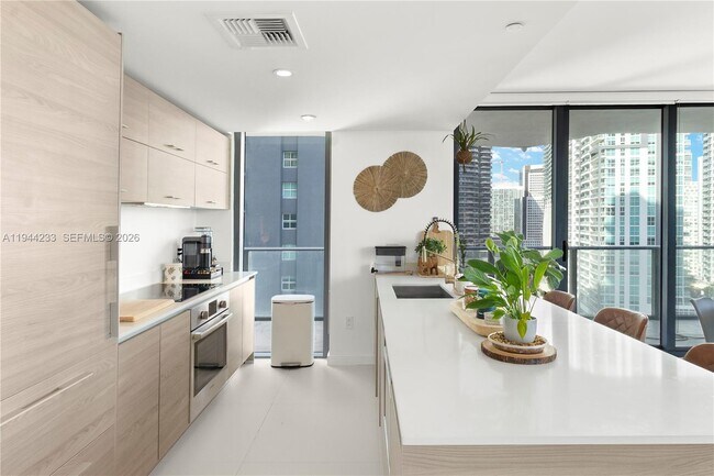 Building Photo - 1300 S Miami Ave