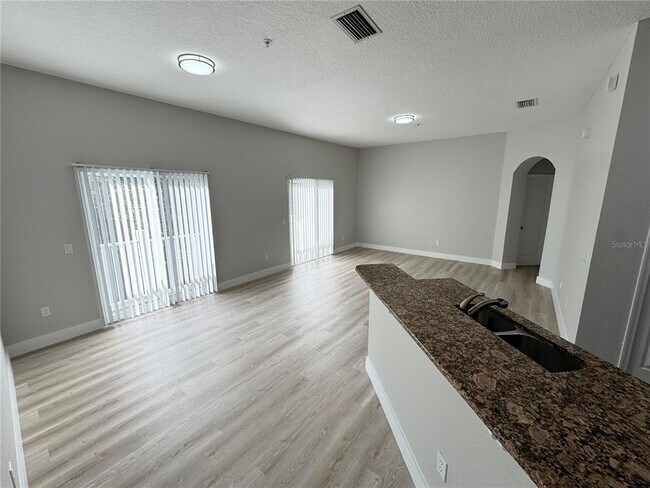Building Photo - 10703 Yellow Tiger Lily Dr