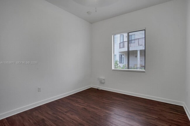 Building Photo - 7871 SW 195th Terrace