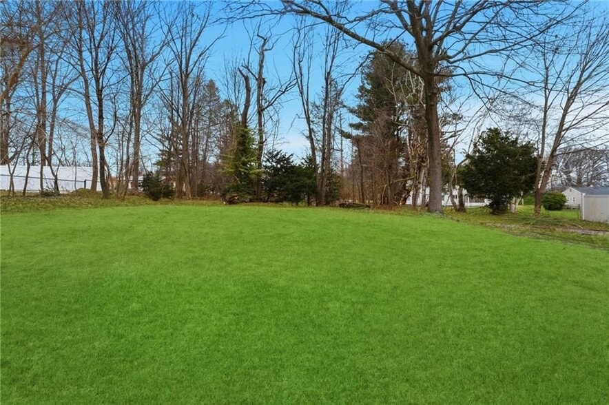 Building Photo - 38 Juniper Ln